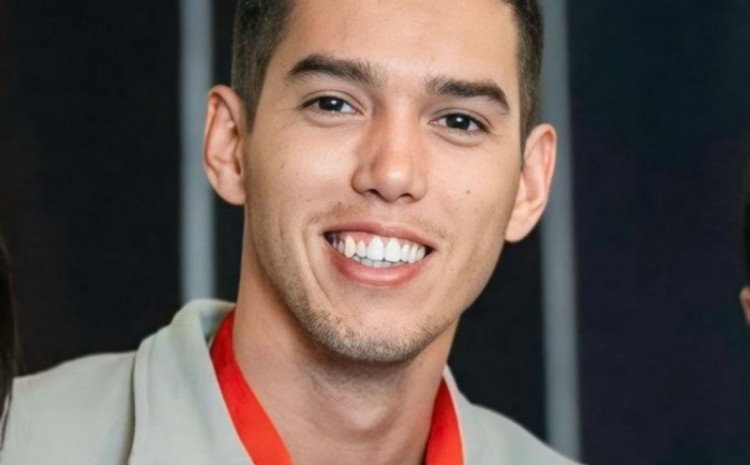 Curators & Ambassadors